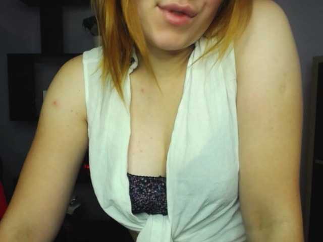 Емитовање снимка екрана hottiexLayla