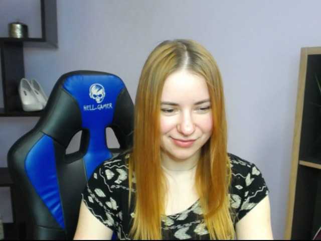 Емитовање снимка екрана hottiexLayla