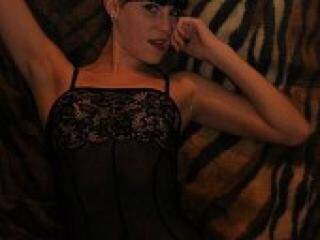 Еротски видео цхат hotyanel