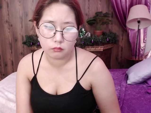 Фотографије icemarshmallo Welcome in my room, im Mia. Dont be shy to chatting with me , i here to meeting new people and have fun