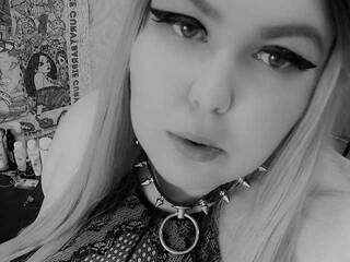 Еротски видео цхат IlonaCurvy