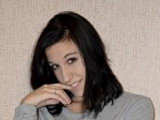 Еротски видео цхат imcandygirl