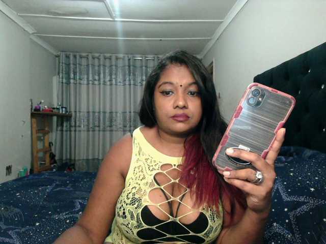 Емитовање снимка екрана Indianmayaxoxo