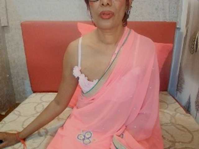 Емитовање снимка екрана Indianmilf4u