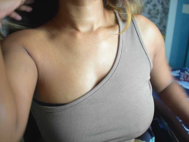 Фотографије indianpriya 500 tokens for pvt and c2c | deep fingering | squirt show in private |55 tk , 77 tk help me squirt on ultra high #asian #indian
