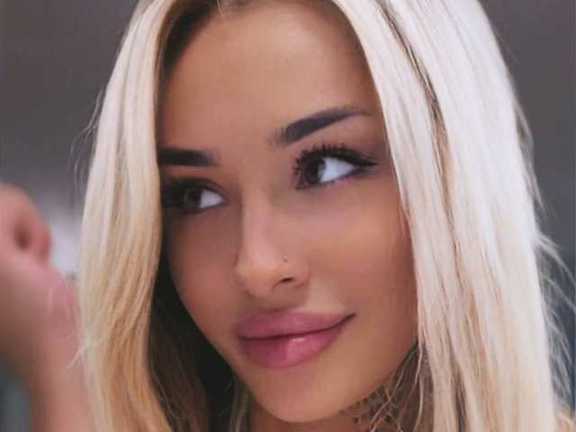 Слика профила InkedBlondeLust