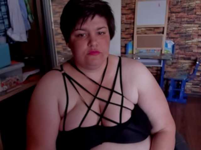 Емитовање снимка екрана IonyElla28