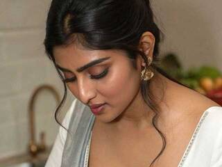 Еротски видео цхат IqraQueen