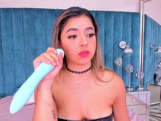 Фотографије IreneGreenn ❤️ spit + boobs out ❤️ [195 tokens left] cute young latina needs a punishment. Let's get dirty! I'm your babygirl ❤️❤️!!! #cute #spit #hairy #ahegao #anal @total