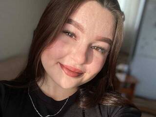 Еротски видео цхат Iris-hot