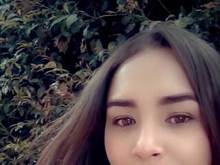 Еротски видео цхат IrisBonnyRc