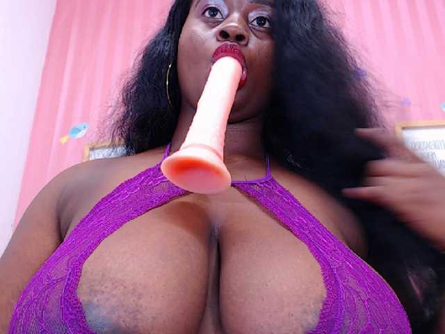 Фотографије irisbrown Hello guys! happy day lets make some tricks and #cum with me and play with my #toys #dildo #lovense #ebony #ebano #fuck my #pussy
