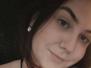 Еротски видео цхат Iriskissa