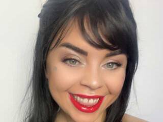 Еротски видео цхат IsisSquirt