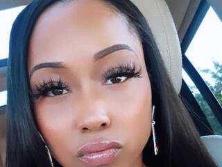 Еротски видео цхат ItsChanelHope