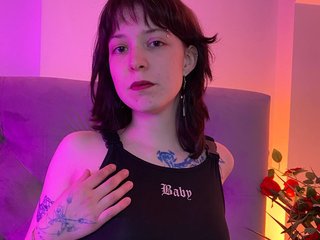 Еротски видео цхат Ivy-Sin