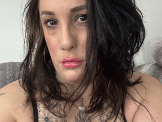 Еротски видео цхат Ivyivybelle84
