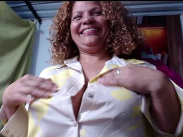 Емитовање снимка екрана jademoomss