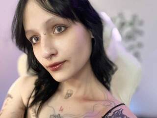 Еротски видео цхат EsterErdmond