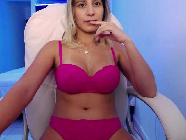 Фотографије jazzolivia hi I am new model here. Wanna know amore about me? NAKED AT GOAL