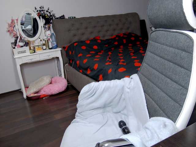 Емитовање снимка екрана Jennifer95