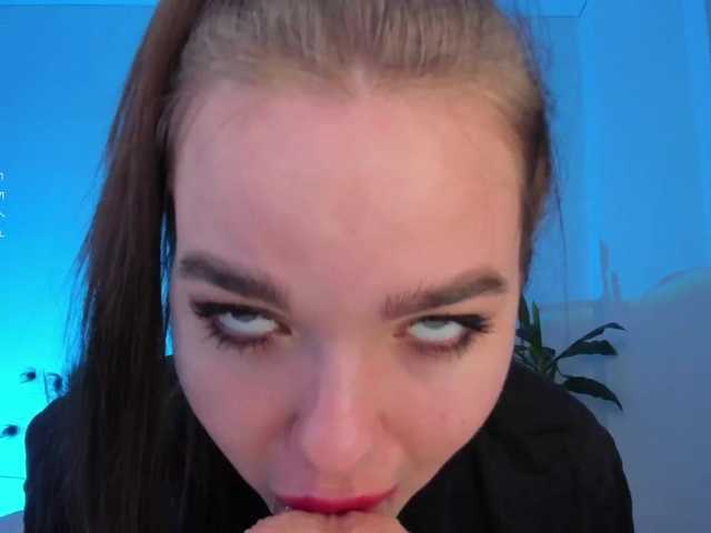 Емитовање снимка екрана jennis-charmi