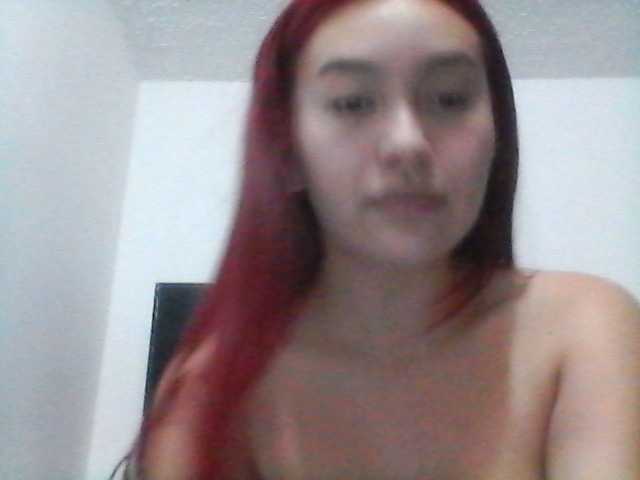 Емитовање снимка екрана Jessi-rabbit