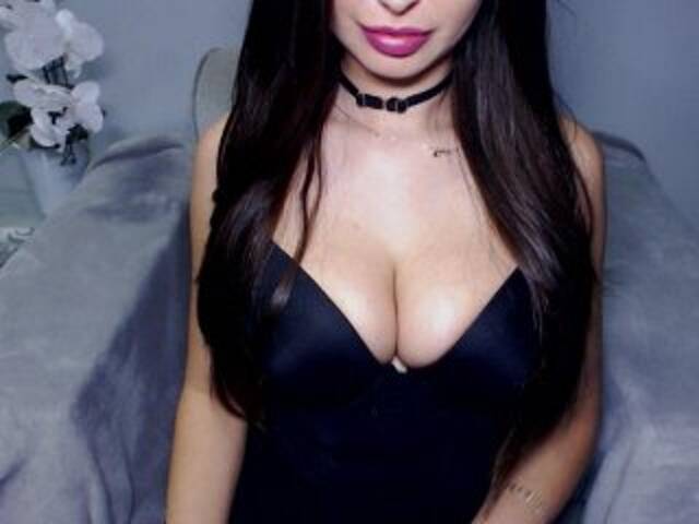 Емитовање снимка екрана JessicaHoney