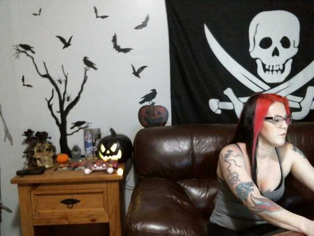 Фотографије Joesephine Creepypasta Halloween #tattoo #gamer #bigboobs #muscles #squirt