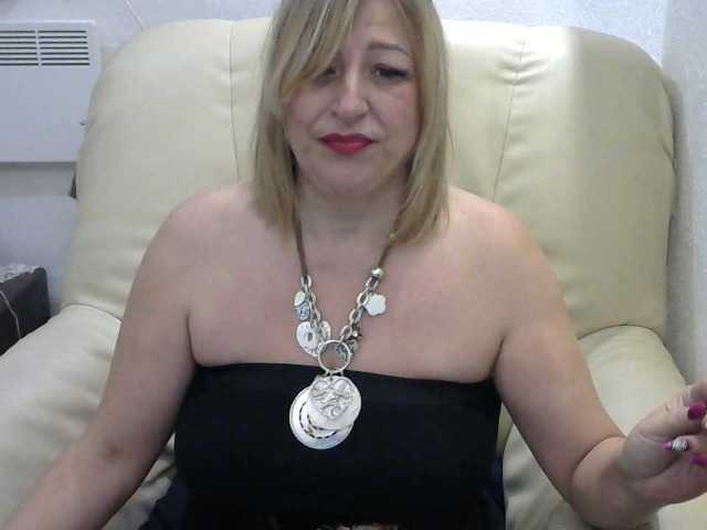 Фотографије JolieAurore lets go fun activate myay lovese toy make me horny and wil 4737 d