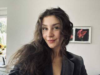 Еротски видео цхат JolieKiss