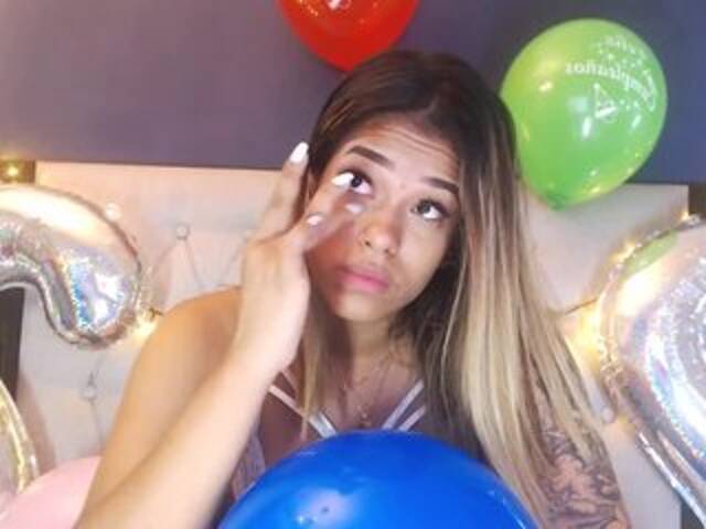 Емитовање снимка екрана JosePhineBake