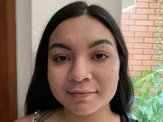 Еротски видео цхат Juicy-Jade