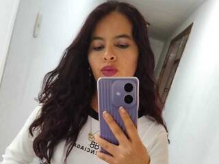 Еротски видео цхат Juliana-rosee