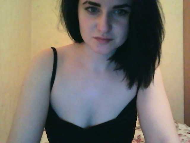 Емитовање снимка екрана JuneCalhoun