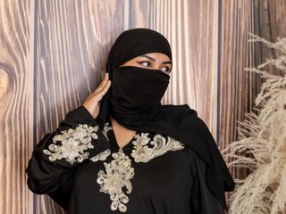 Еротски видео цхат Kadiraa