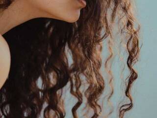 Еротски видео цхат AnalWifeX