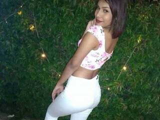 Еротски видео цхат Karla-Sins