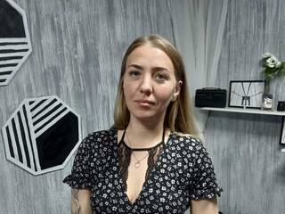 Еротски видео цхат KarleeSnow