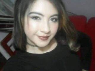 Еротски видео цхат Karly-Jonnes