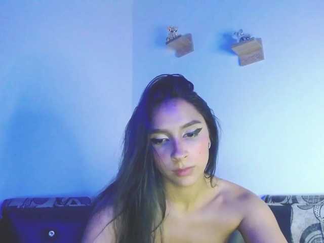 Фотографије Kassandra_Chl Do you want to make me cum? 25tkns10s Ultra high (Contro in private)