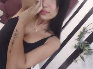 Еротски видео цхат KataleyaMansson