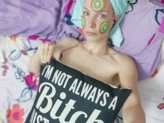 Еротски видео цхат KatarinaJ