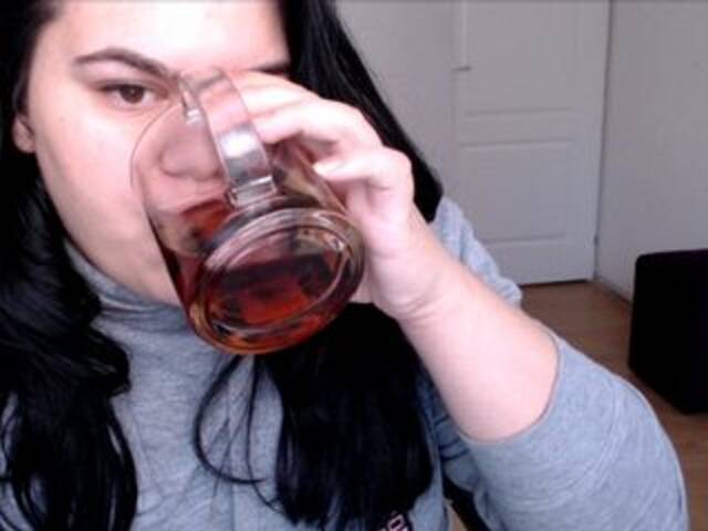 Емитовање снимка екрана kate-johnso