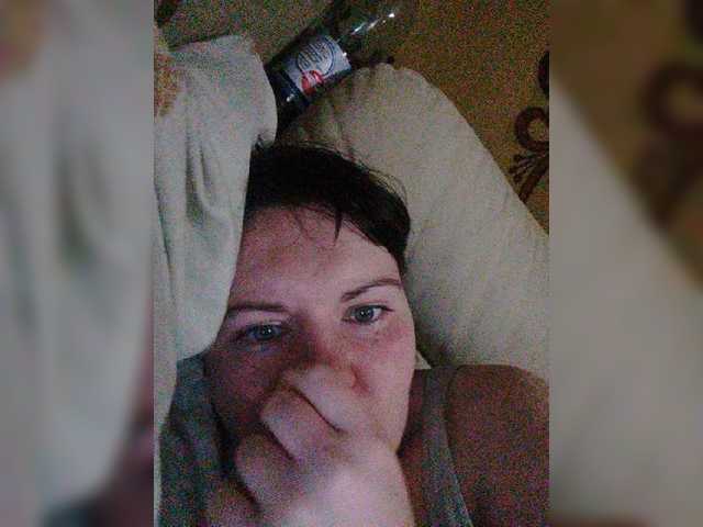 Емитовање снимка екрана KatieMacAlist