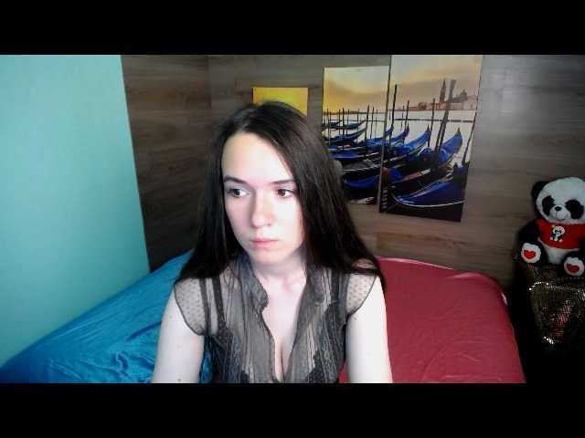 Емитовање снимка екрана KatieViolet