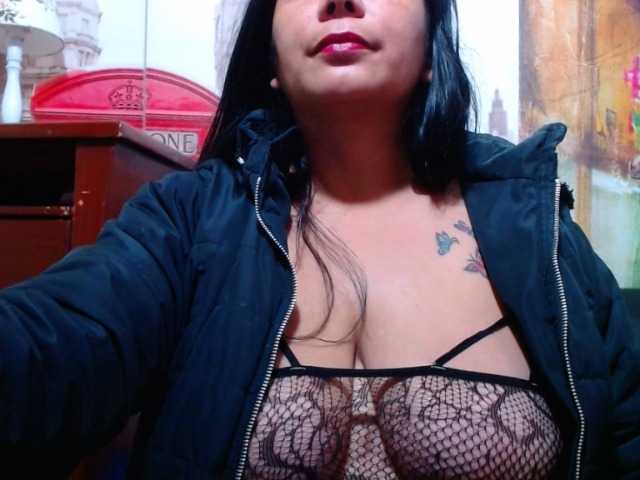 Емитовање снимка екрана KattaHorny