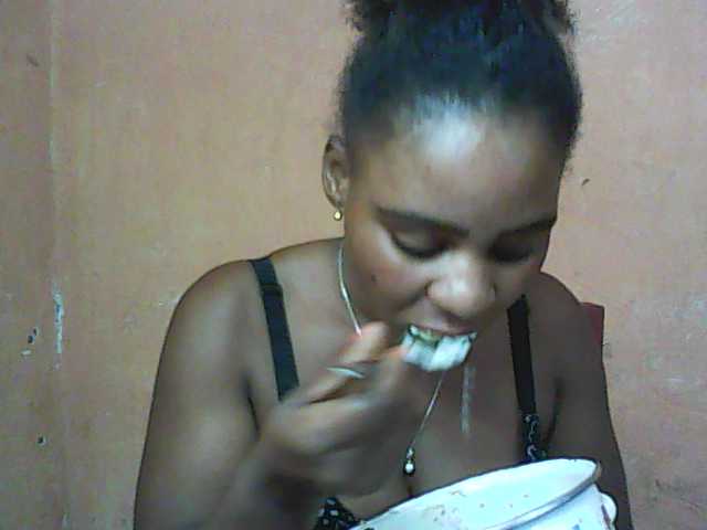 Емитовање снимка екрана kattybraid