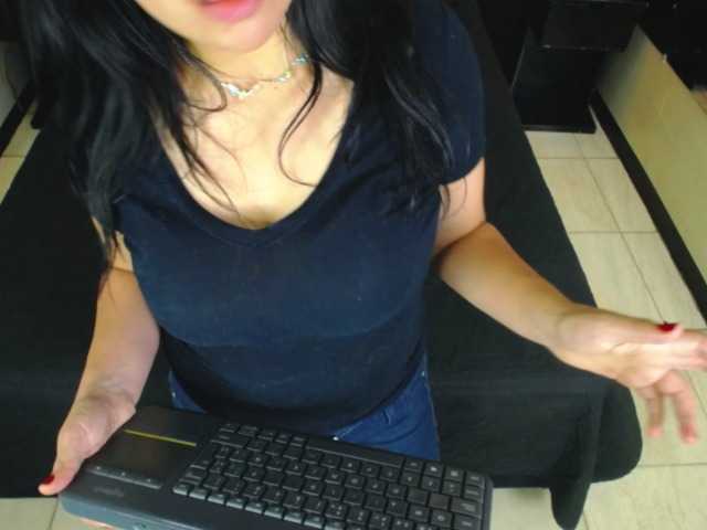 Емитовање снимка екрана KattyyFoxx