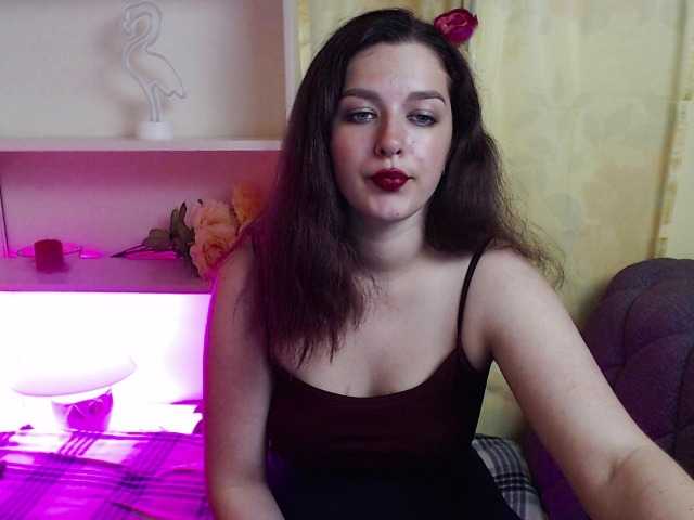 Емитовање снимка екрана KatyJoss